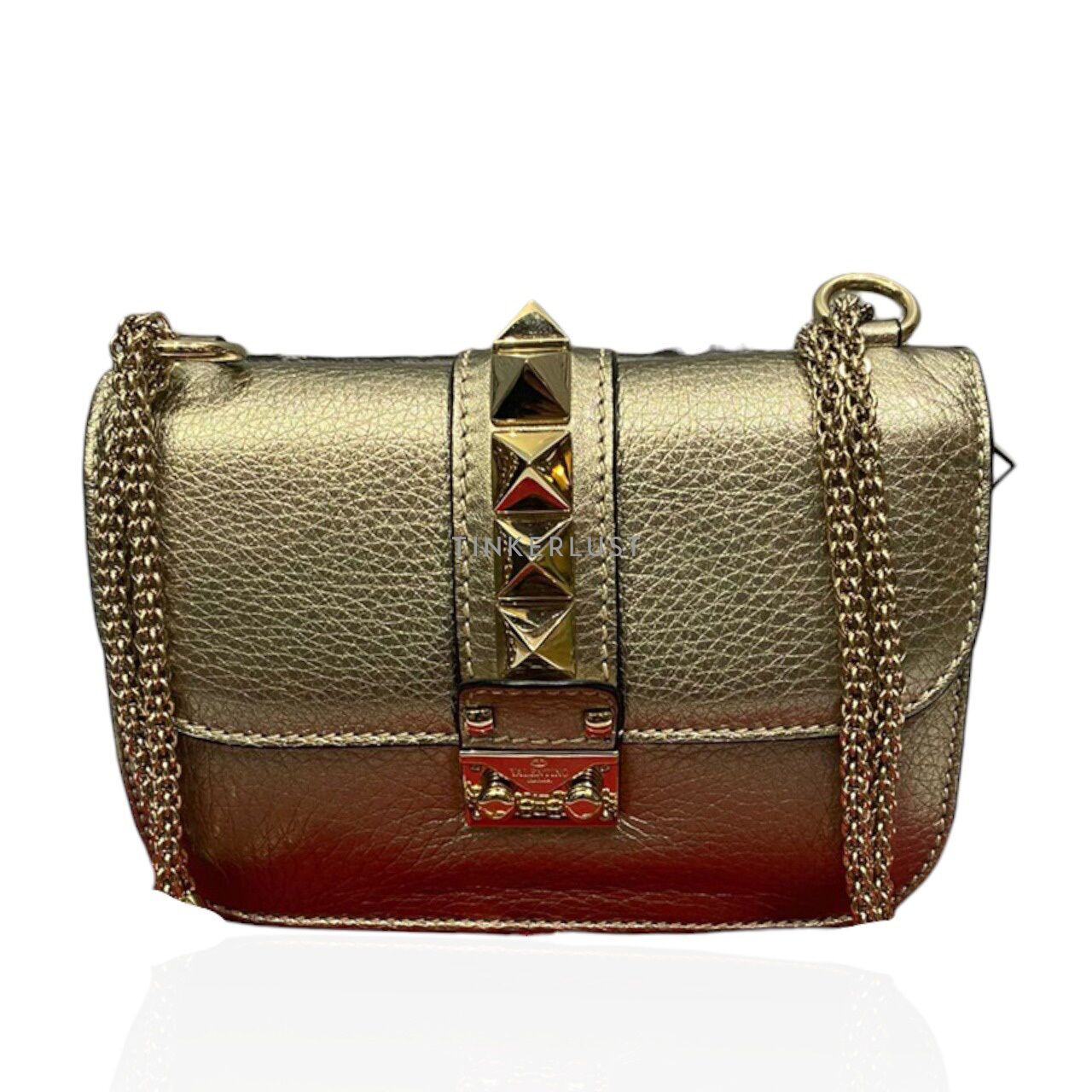 tas sling bag Valentino Garavani Glam Lock Rockstud Small Metallic